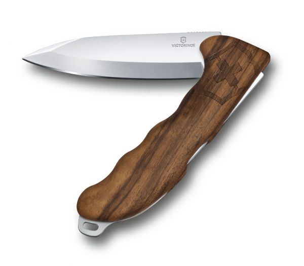Victorinox Hunter Pro wood